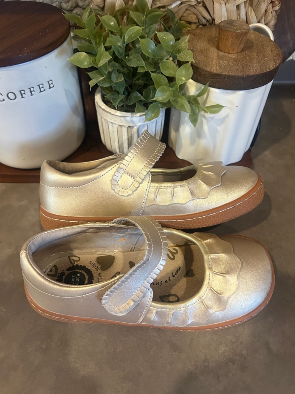 Livie & Luca Metallic Champagne Mary Jane Shoes Sz 1 - Picture 2 of 6